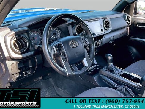 Used 2017 Toyota Tacoma TRD Sport w/ Tow Package (A/T) AWD/4WD image 13