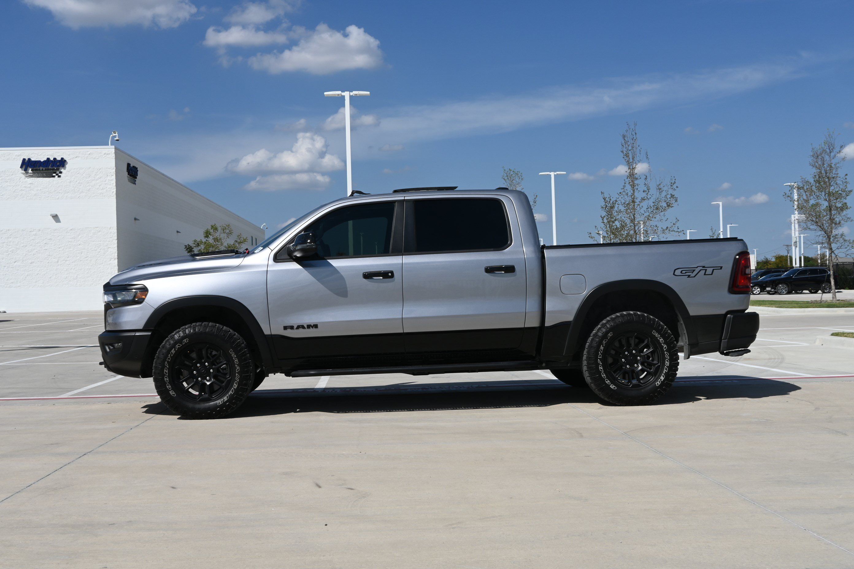 Used 2025 RAM 1500 Rebel w/ G/T Package AWD/4WD image 6