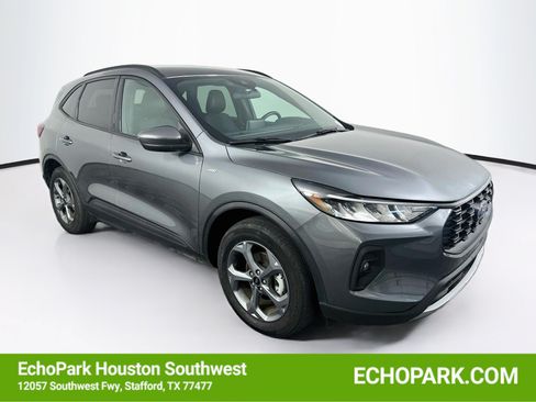 Used 2025 Ford Escape ST-Line Select AWD/4WD image 1