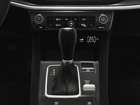 Certified 2025 Jeep Compass Latitude w/ Sun & Sound Group image 23