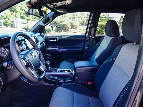 Used 2023 Toyota Tacoma TRD Off-Road w/ Black Out Package (TMS) image 22