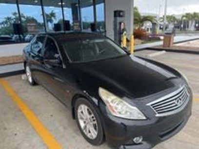 Used 2015 INFINITI Q40 w/ Moonroof Package