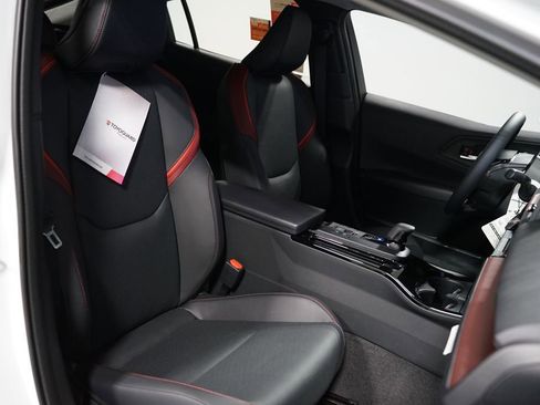 New 2026 Toyota Prius Plug-In Hybrid image 28