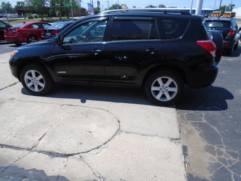 Used 2008 Toyota RAV4 Limited w/ Tow Prep Pkg FWD image 5