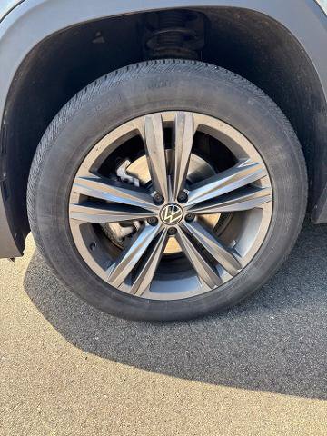 Used 2021 Volkswagen Atlas SE w/ Panoramic Sunroof Package AWD/4WD image 32