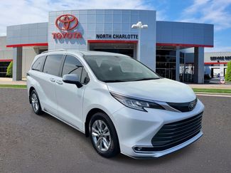 Used 2023 Toyota Sienna Limited video 1