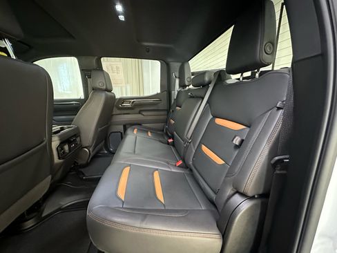 Certified 2025 GMC Sierra 1500 AT4 AWD/4WD image 24