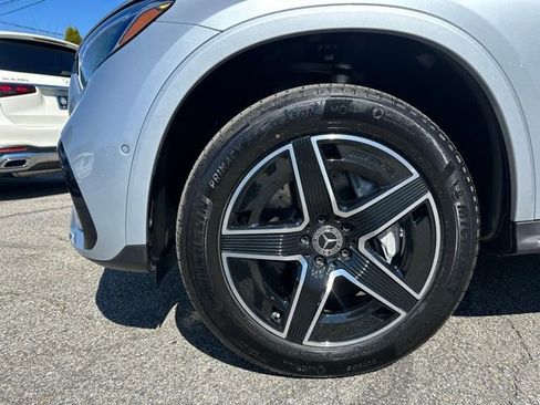 Used 2026 Mercedes-Benz GLC 300 4MATIC image 11