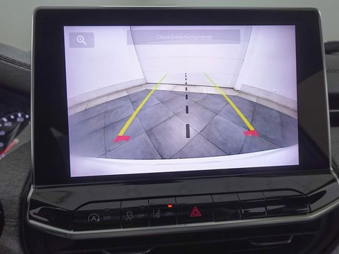 Used 2022 Jeep Compass Latitude image 17