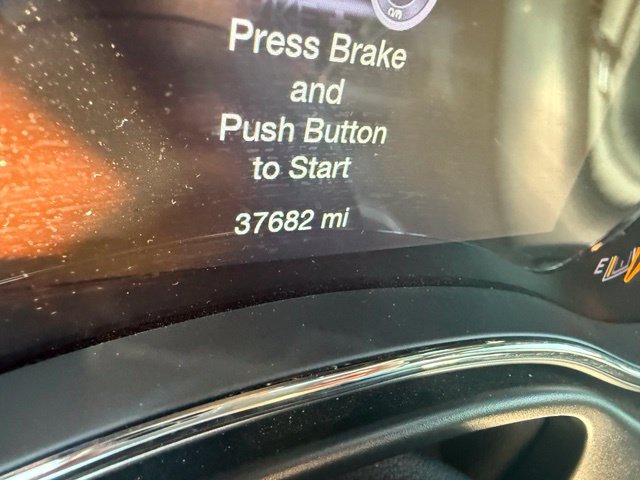 Used 2020 Jeep Grand Cherokee Altitude AWD/4WD image 9