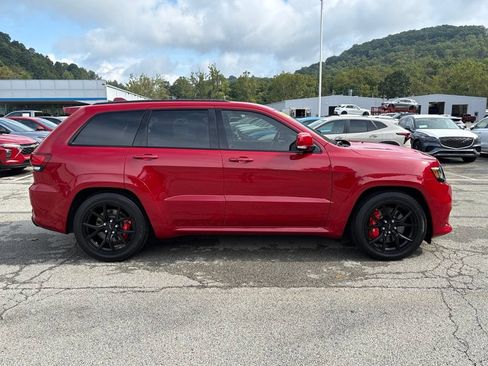 Used 2021 Jeep Grand Cherokee SRT w/ Trailer Tow Group IV AWD/4WD image 6