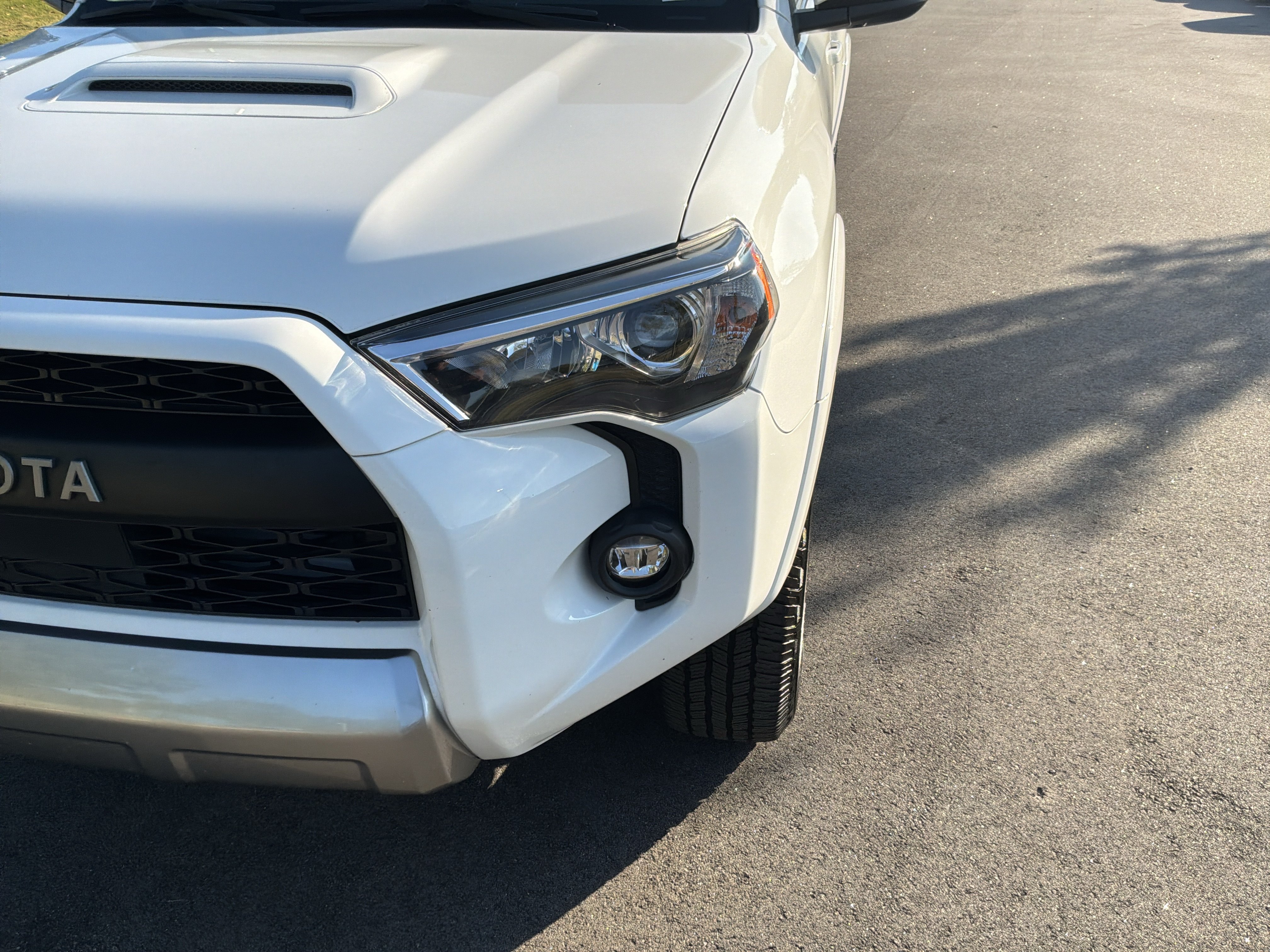 Used 2021 Toyota 4Runner TRD Off-Road Premium w/ Moonroof Package AWD/4WD image 6