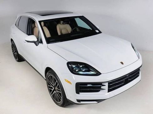 New 2026 Porsche Cayenne AWD/4WD image 29