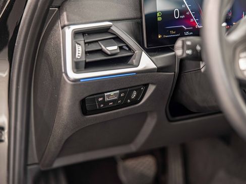 Used 2024 BMW 330i xDrive 330i xDrive w/ Premium Package image 21