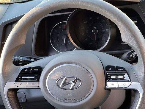 Used 2023 Hyundai Elantra SEL w/ Cargo Package image 20