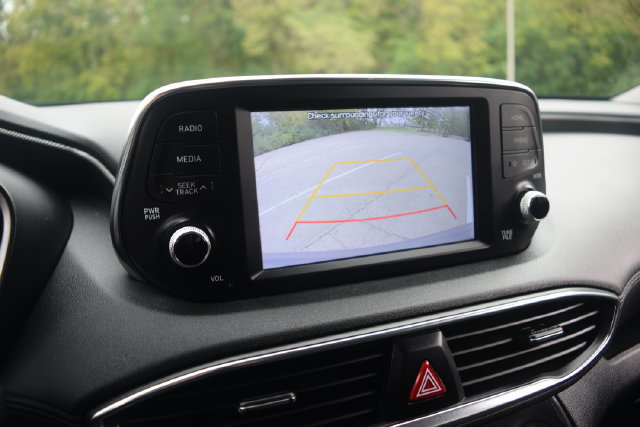 Used 2019 Hyundai Santa Fe SE AWD/4WD image 10