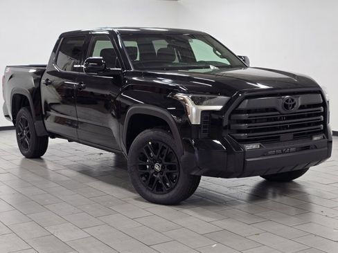 New 2026 Toyota Tundra SR5 image 2