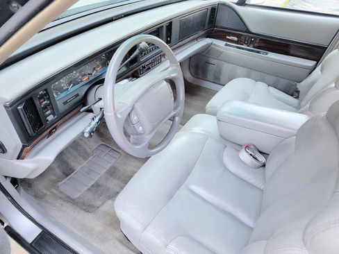 Used 1999 Buick Le Sabre Custom w/ Prestige Opt Pkg FWD image 8