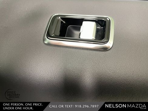 Used 2018 Land Rover Range Rover Sport HSE Dynamic image 41