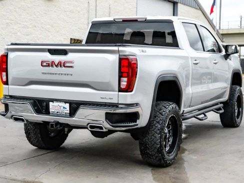 Used 2021 GMC Sierra 1500 SLE w/ X31 Off-Road Package AWD/4WD image 6