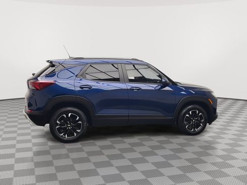 Used 2022 Chevrolet TrailBlazer LT w/ Convenience Package AWD/4WD image 36