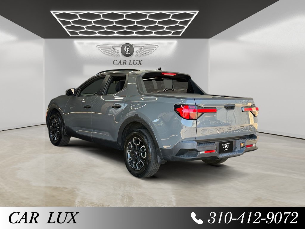 Used 2022 Hyundai Santa Cruz SEL w/ Activity Package FWD image 3