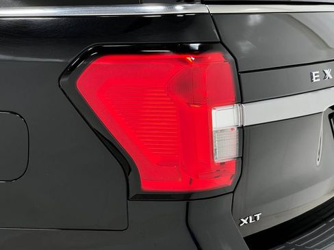 Used 2022 Ford Expedition Max XLT w/ Livery Package AWD/4WD image 38