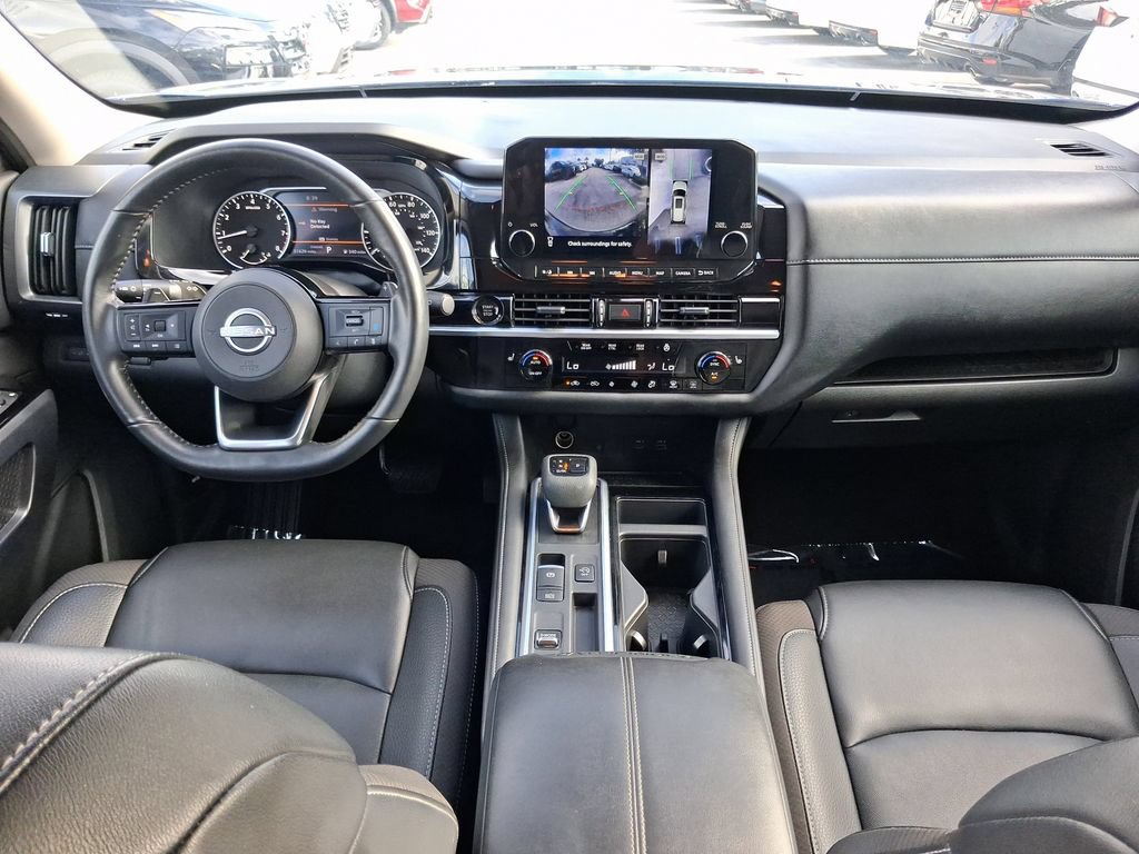 Certified 2025 Nissan Pathfinder SL FWD image 14