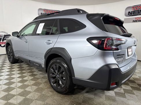 Used 2025 Subaru Outback Onyx Edition AWD/4WD image 6
