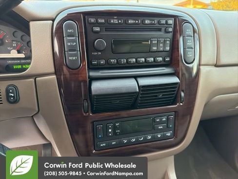 Used 2005 Ford Explorer Limited image 20