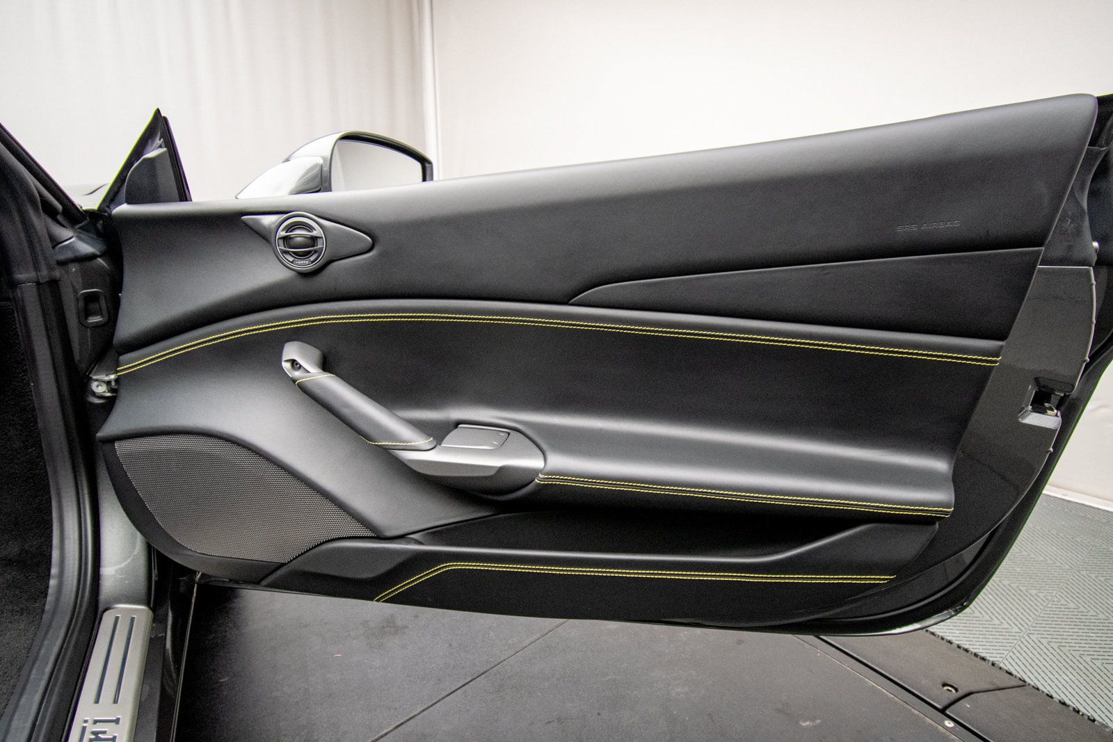Used 2017 Ferrari 488 Spider RWD image 42