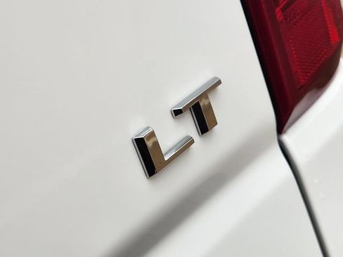 Certified 2026 Chevrolet Silverado 1500 LT AWD/4WD image 12