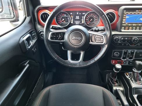 Used 2018 Jeep Wrangler Unlimited Rubicon AWD/4WD image 26