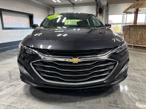 Used 2023 Chevrolet Malibu LT image 3