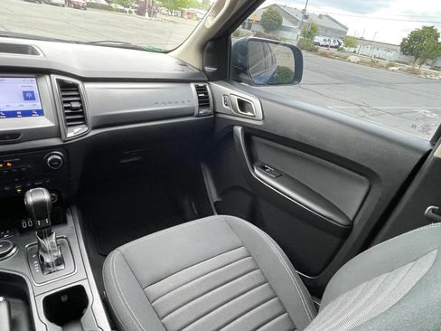 Used 2020 Ford Ranger XLT w/ Equipment Group 302A Luxury AWD/4WD image 17