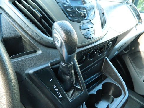 Used 2019 Ford Transit 250 148 Medium Roof RWD image 19