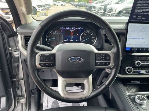 Certified 2024 Ford Expedition XLT AWD/4WD image 15