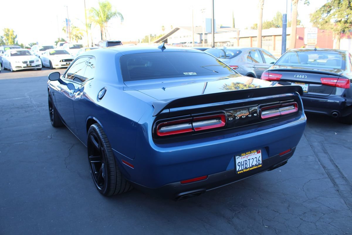 Used 2020 Dodge Challenger SRT Hellcat Redeye RWD image 5
