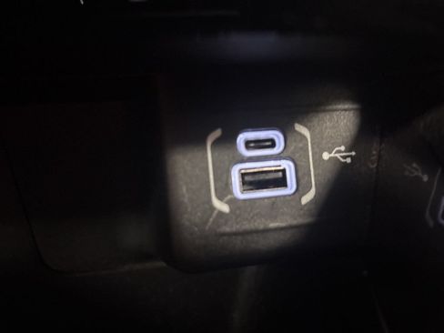Used 2022 Jeep Compass Latitude w/ Convenience Group AWD/4WD image 13