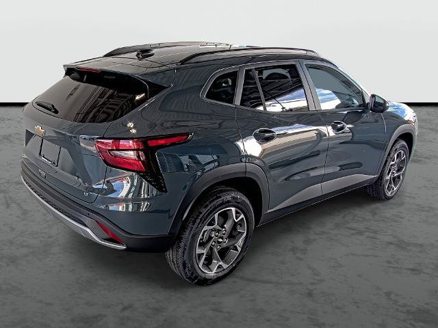 New 2026 Chevrolet Trax LT w/ Driver Confidence Package FWD image 4