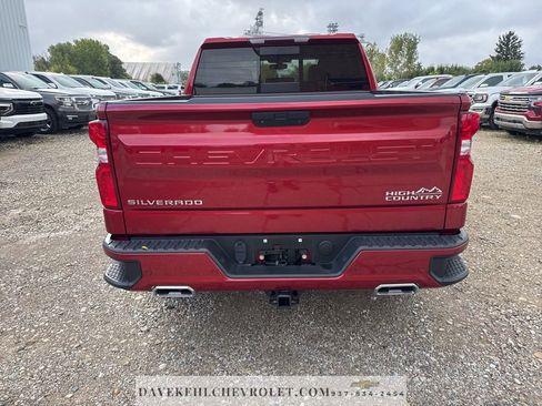 Used 2022 Chevrolet Silverado 1500 High Country w/ Z71 Off-Road Package image 4