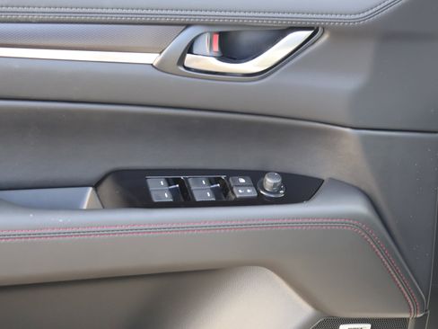 New 2025 MAZDA CX-5 Carbon Edition image 23