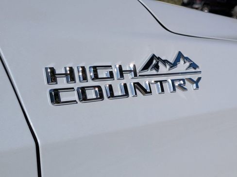 New 2026 Chevrolet Tahoe High Country w/ Sun And Tow Package AWD/4WD image 7
