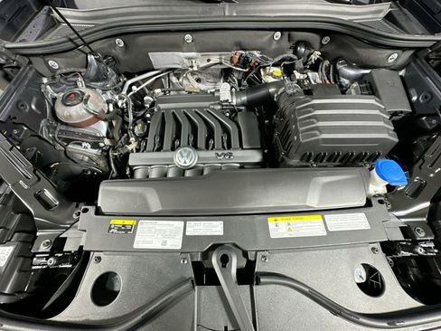 Used 2022 Volkswagen Atlas Cross Sport SE image 37