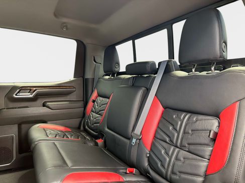 Used 2024 GMC Sierra 1500 Elevation w/ Preferred Package AWD/4WD image 27