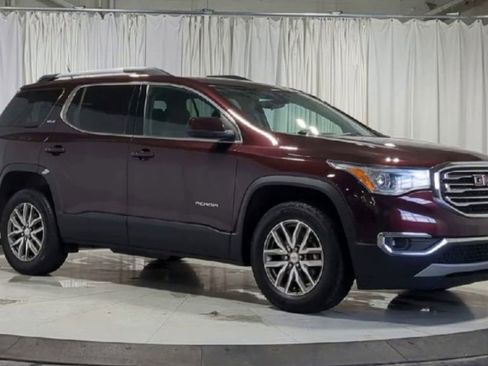 Used 2017 GMC Acadia SLE w/ Driver Alert Package I image 3