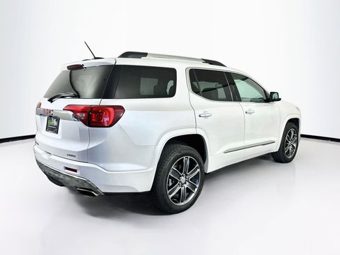 Used 2018 GMC Acadia Denali w/ Technology Package AWD/4WD image 9