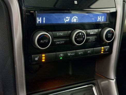 Used 2019 Subaru Ascent Limited image 8