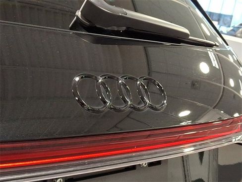 Used 2023 Audi Q4 e-tron Premium Plus image 28