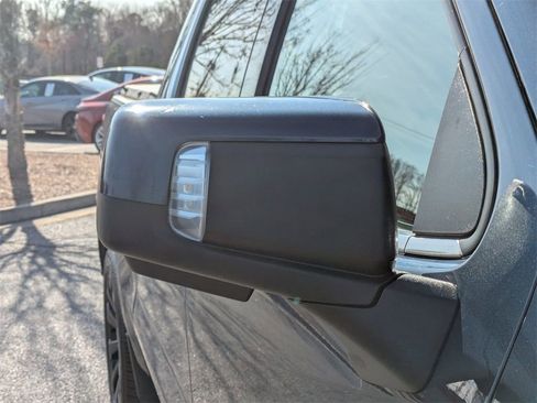 Used 2021 Chevrolet Silverado 1500 High Country w/ Technology Package AWD/4WD image 12